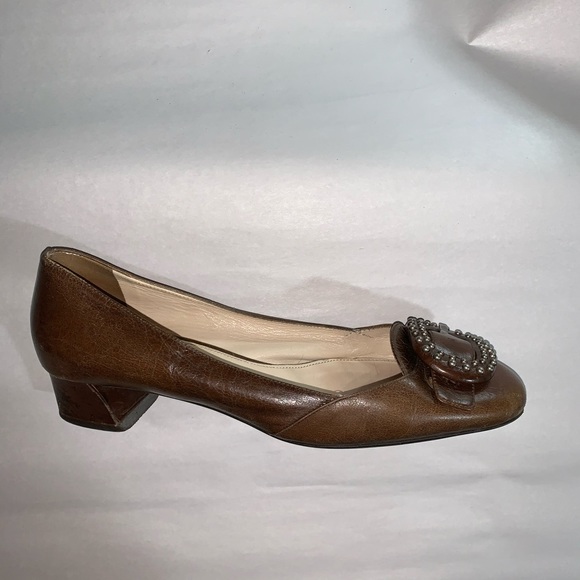 PRADA size 40.5 brown calfskin pumps w/buckle - Picture 1 of 13